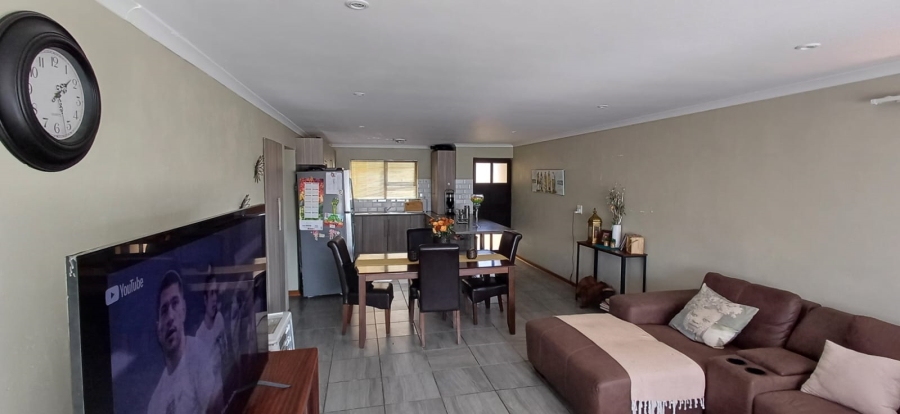 2 Bedroom Property for Sale in Loch Athlone Free State